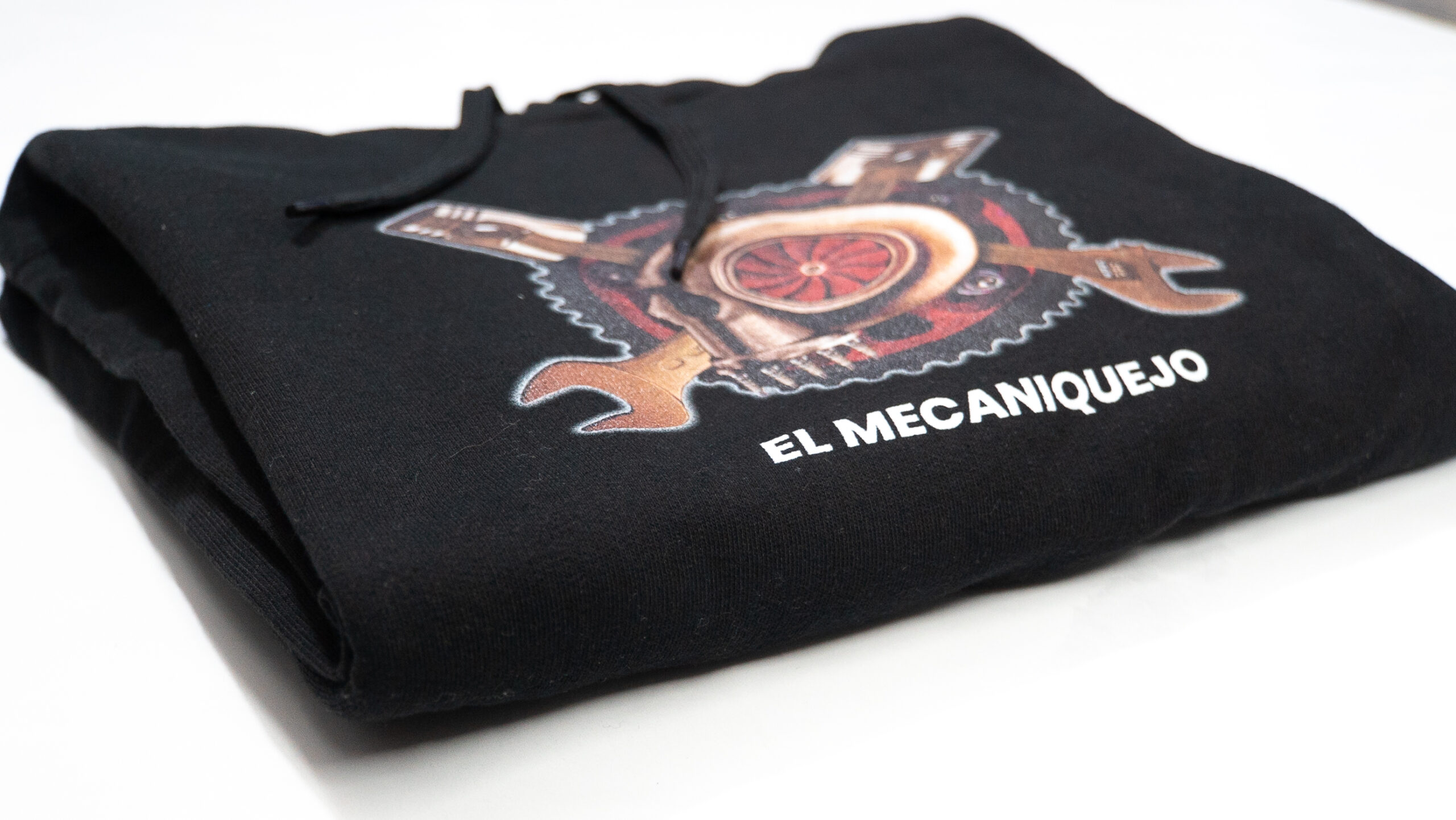 Sudadera El Mecaniquejo doblada