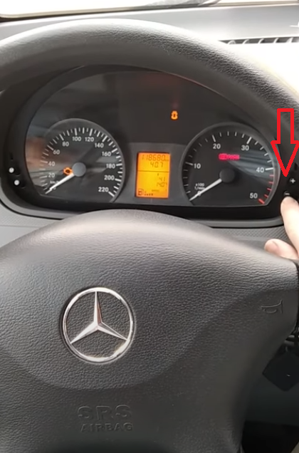 cambiar hora mercedes benz3